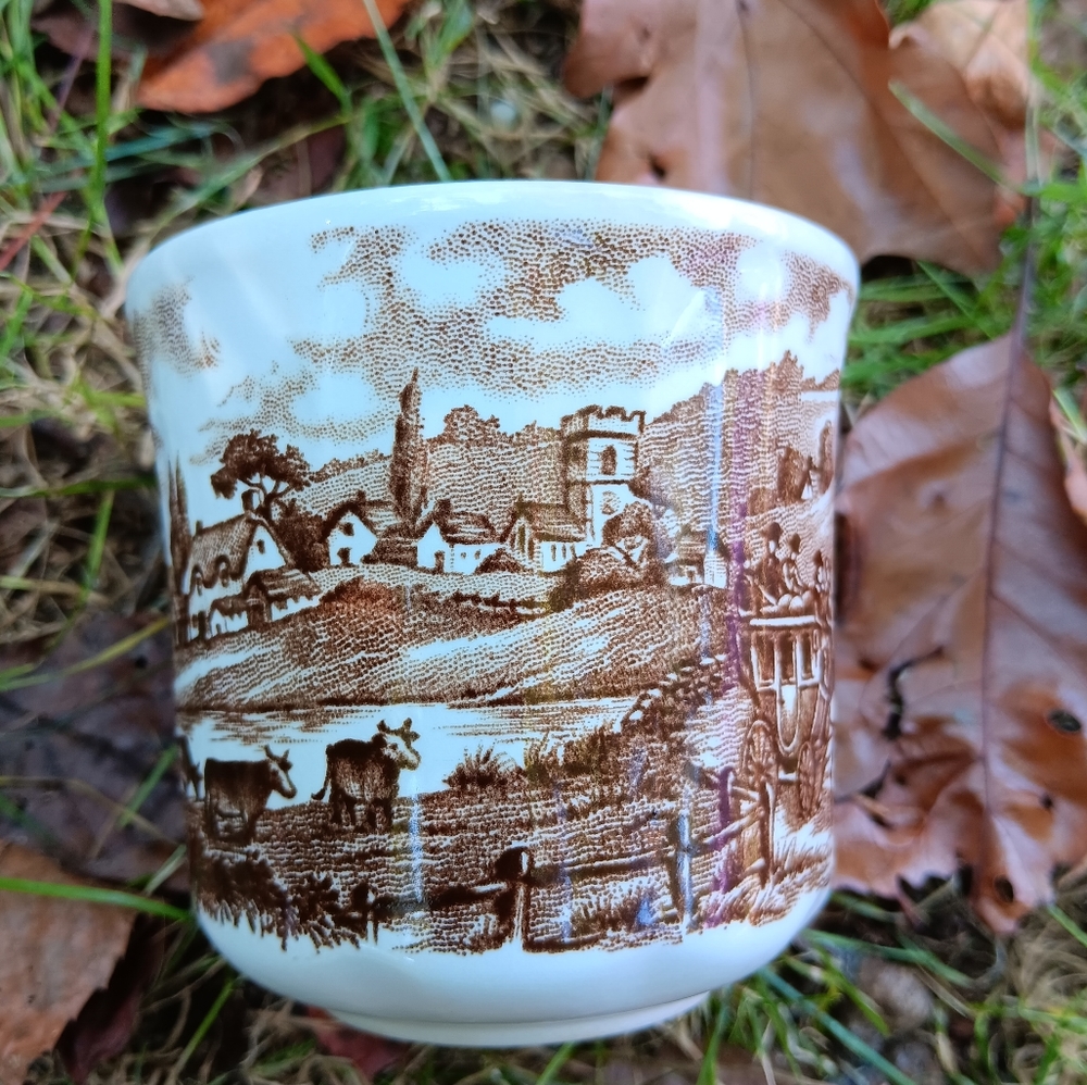 Pair J & G Meakin Royal Stratford Brown & White Transferware Coffee Tea Cup Mug